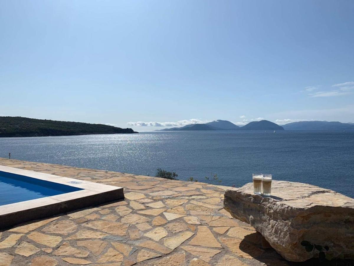 Amousso Beach Villas Marantochori Exterior photo
