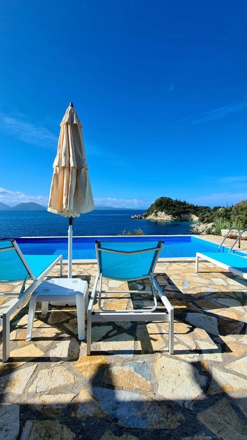 Amousso Beach Villas Marantochori Exterior photo