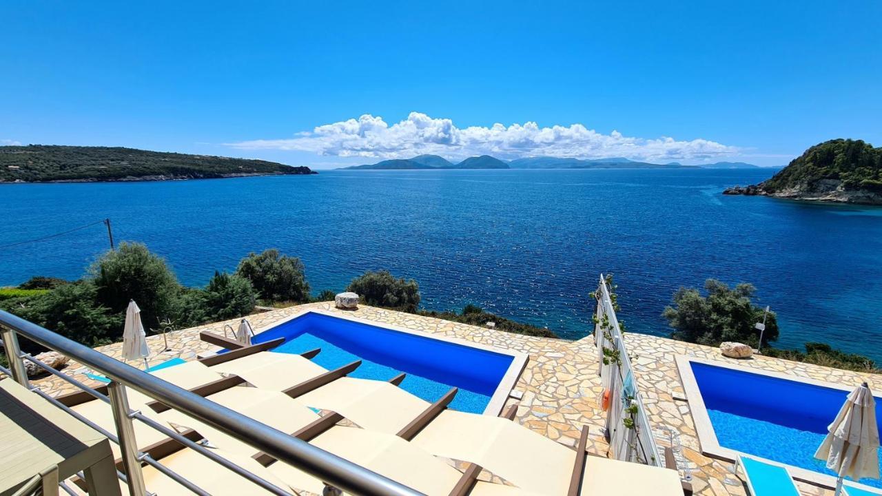 Amousso Beach Villas Marantochori Exterior photo