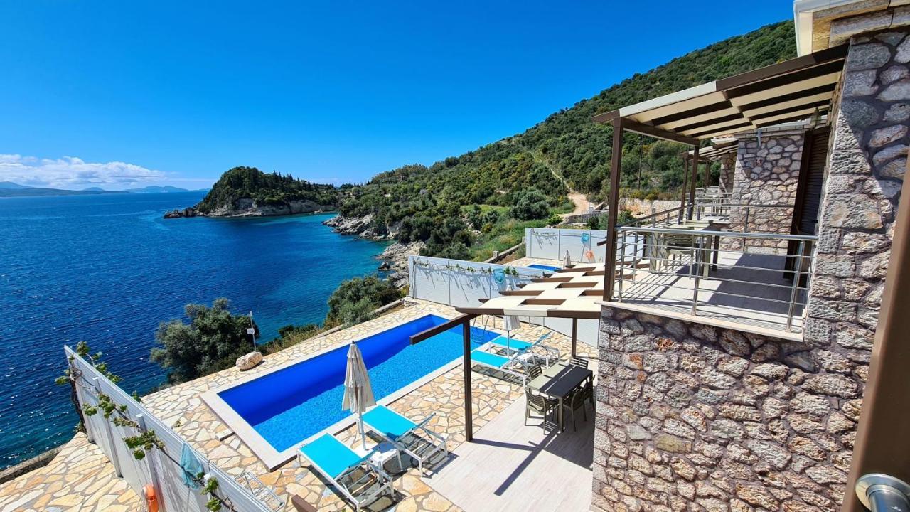 Amousso Beach Villas Marantochori Exterior photo